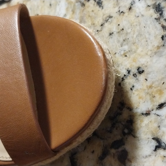 Michael Kors wedge sandal - Picture 4 of 7